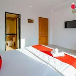 RedDoorz The Sun Hotel near Duong Quang Ham Street
