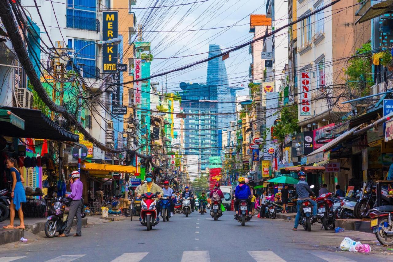 Khách sạn Reddoorz The Sun Near Duong Quang Ham Street